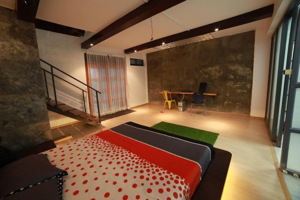 Varaa Villa Mysore Exteriör bild